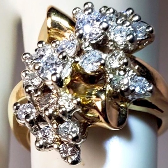 14K woman’s ring solid yellow gold with natural diamonds NWT “Pomegranate Bloom” - Picture 3 of 9